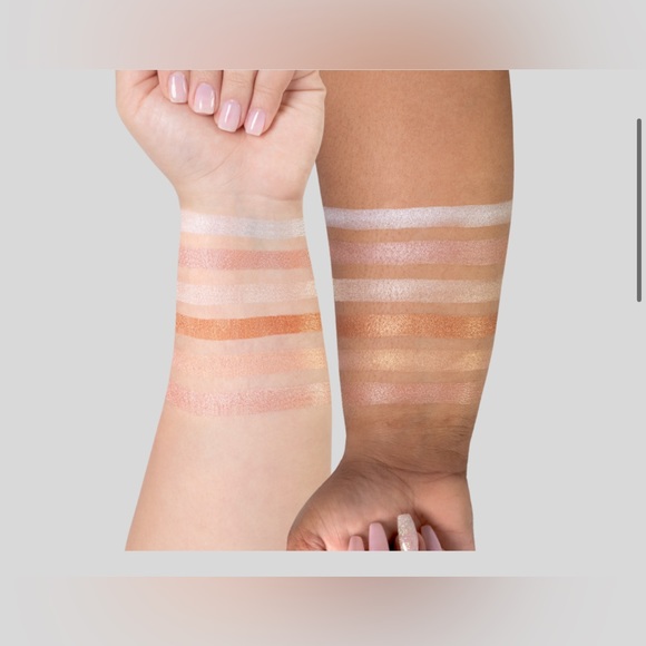 New OFRA Pro Refillable Pallet - On The Glow - Picture 9 of 9